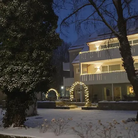 Haus Am Muehlenweg - 2 Haus I - Sonniges Und Modernes * 巴特沃里斯霍芬